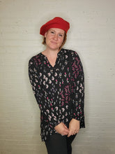 Load image into Gallery viewer, XL/XXL - Lane Bryant floral tunic

