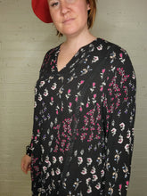 Load image into Gallery viewer, XL/XXL - Lane Bryant floral tunic
