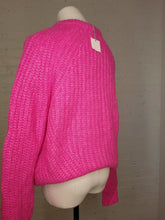Load image into Gallery viewer, XS/S - A New Day sweater NWT
