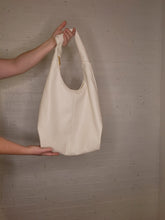 Load image into Gallery viewer, Faux leather tote purse
