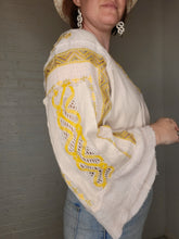 Load image into Gallery viewer, M/L Yellow Detail Blouse
