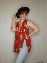 Load image into Gallery viewer, M-XL Red Tunic
