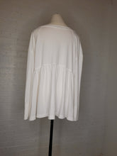 Load image into Gallery viewer, XS-M White Tunic
