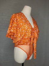 Load image into Gallery viewer, XS/S Floral Bodysuit
