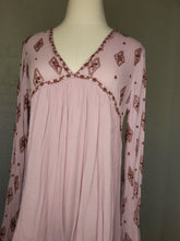 Load image into Gallery viewer, XS/S Mauve Tunic
