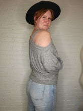 Load image into Gallery viewer, S-XL Off the Shoulder Top
