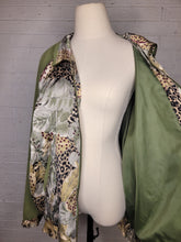 Load image into Gallery viewer, XL/XXL - Vintage Alfred Dunner Windbreaker

