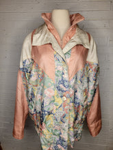 Load image into Gallery viewer, L/XL - Vintage Pastel Windbreaker
