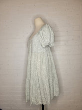 Load image into Gallery viewer, S - Sage Floral Puff Sleeve Dress
