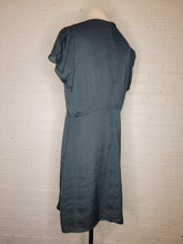 Load image into Gallery viewer, M/8 - Emerald Slip/Satin Dress
