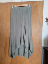 Load image into Gallery viewer, 2X - Ava &amp; Viv Asymmetric Skirt
