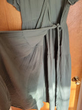 Load image into Gallery viewer, XL - Universal Thread Midi Wrap Dress

