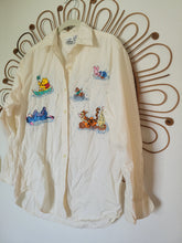 Load image into Gallery viewer, M/L - VTG Pooh Buttondown
