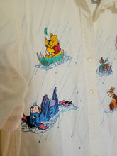 Load image into Gallery viewer, M/L - VTG Pooh Buttondown
