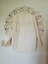 Load image into Gallery viewer, M/L - VTG Pooh Buttondown
