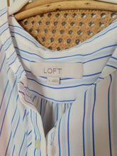 Load image into Gallery viewer, S - Loft Blouse
