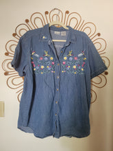 Load image into Gallery viewer, L/XL - VTG Hummingbird Button Down
