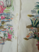 Load image into Gallery viewer, L/XL - VTG Garden Button Down
