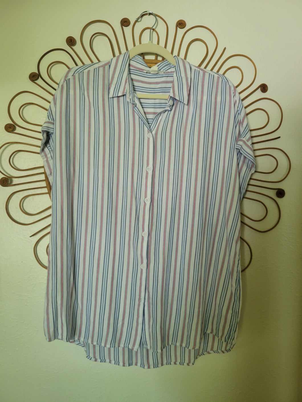 M - BeachLunchLounge Striped Button-down