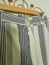 Load image into Gallery viewer, M - Cato Linen-blend Cropped Pants

