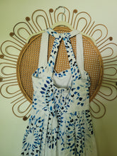 Load image into Gallery viewer, 10 - White House Black Market Dress
