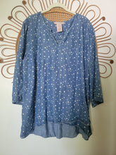 Load image into Gallery viewer, XL - Philosophy Star Tunic
