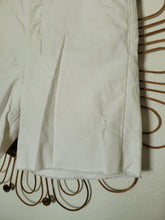 Load image into Gallery viewer, 14 - Old Navy Sky-Hi Short
