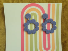 Load image into Gallery viewer, Abi Be Made Earring - Small Pop Flower
