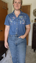 Load image into Gallery viewer, Bobbie Brooks embroidered floral shirt
