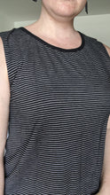 Load image into Gallery viewer, Chicos tank
