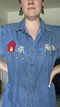 Load image into Gallery viewer, Effeci embroidered dog shirt
