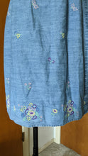 Load image into Gallery viewer, Westbound crossstitch skort
