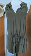 Load image into Gallery viewer, S - Mossimo warm green tunic

