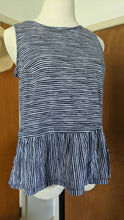 Load image into Gallery viewer, S - Old Navy peplum tank
