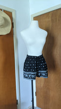 Load image into Gallery viewer, M - Old Navy black elephant shorts
