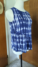 Load image into Gallery viewer, M - Asymmetrical tie-dye tank
