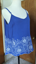 Load image into Gallery viewer, S - Kindle floral cami
