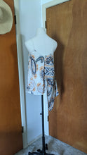 Load image into Gallery viewer, M - Anthropologie bandana cami
