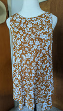 Load image into Gallery viewer, M - Old Navy mustard floral tank
