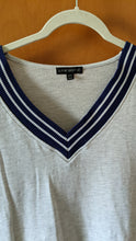 Load image into Gallery viewer, XL - Lane Bryant top
