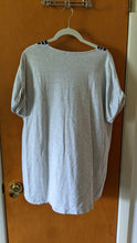 Load image into Gallery viewer, XL - Lane Bryant top
