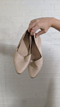 Load image into Gallery viewer, 9 - Taupe Aldo Flats
