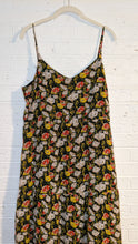 Load image into Gallery viewer, L/14 - J. Crew maxi dress
