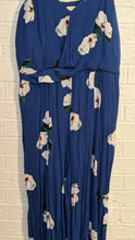 Load image into Gallery viewer, L - A New Day blue floral cropped jumpsuit

