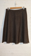 Load image into Gallery viewer, M - Stretchy tweed skirt
