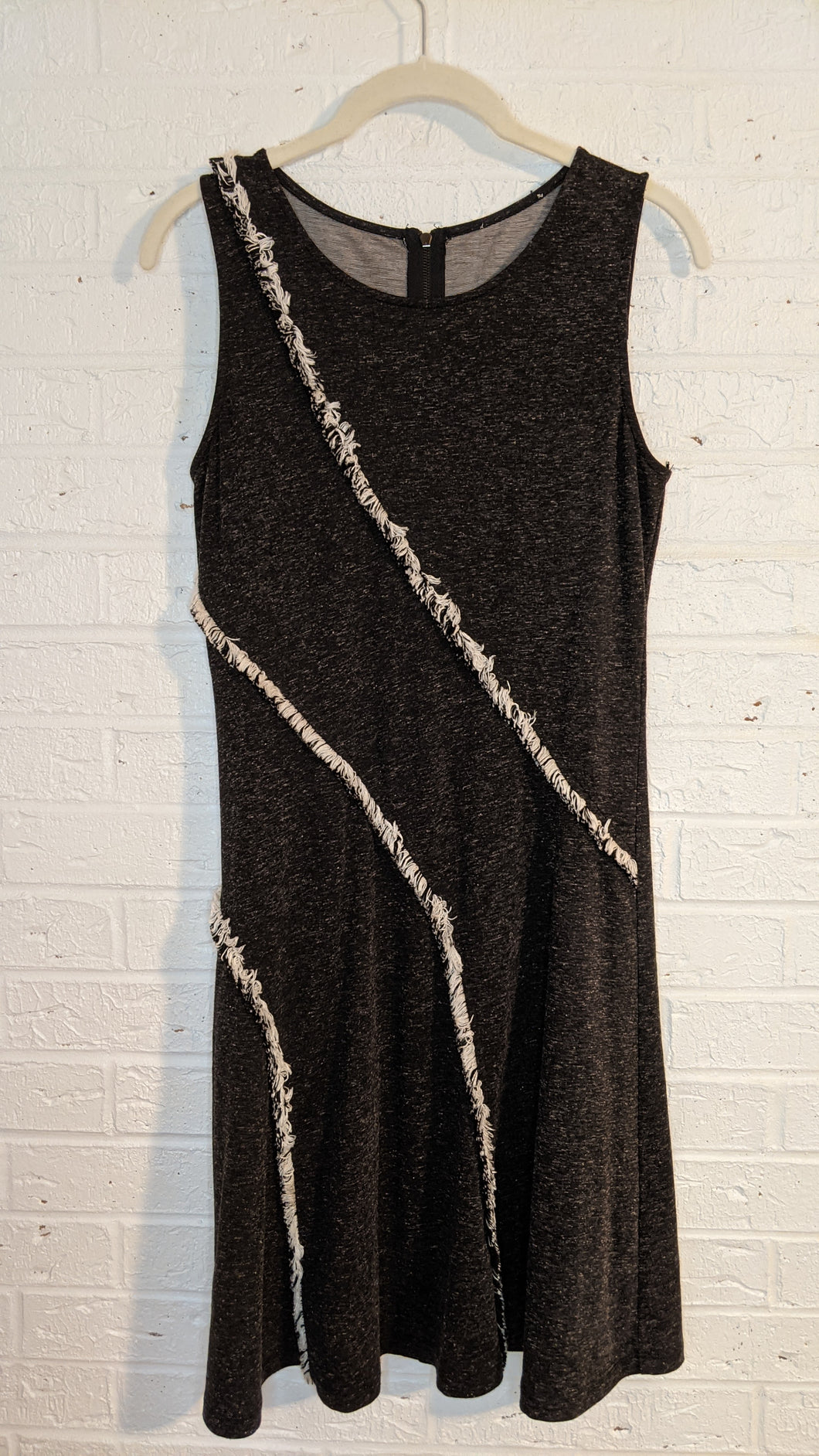 S/M - gray fringe detail dress