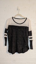 Load image into Gallery viewer, XS - Madewell baseball top
