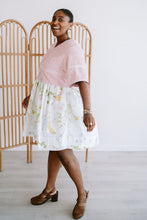 Load image into Gallery viewer, XL - Pink Floral Florence
