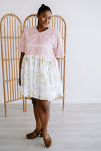 Load image into Gallery viewer, XL - Pink Floral Florence
