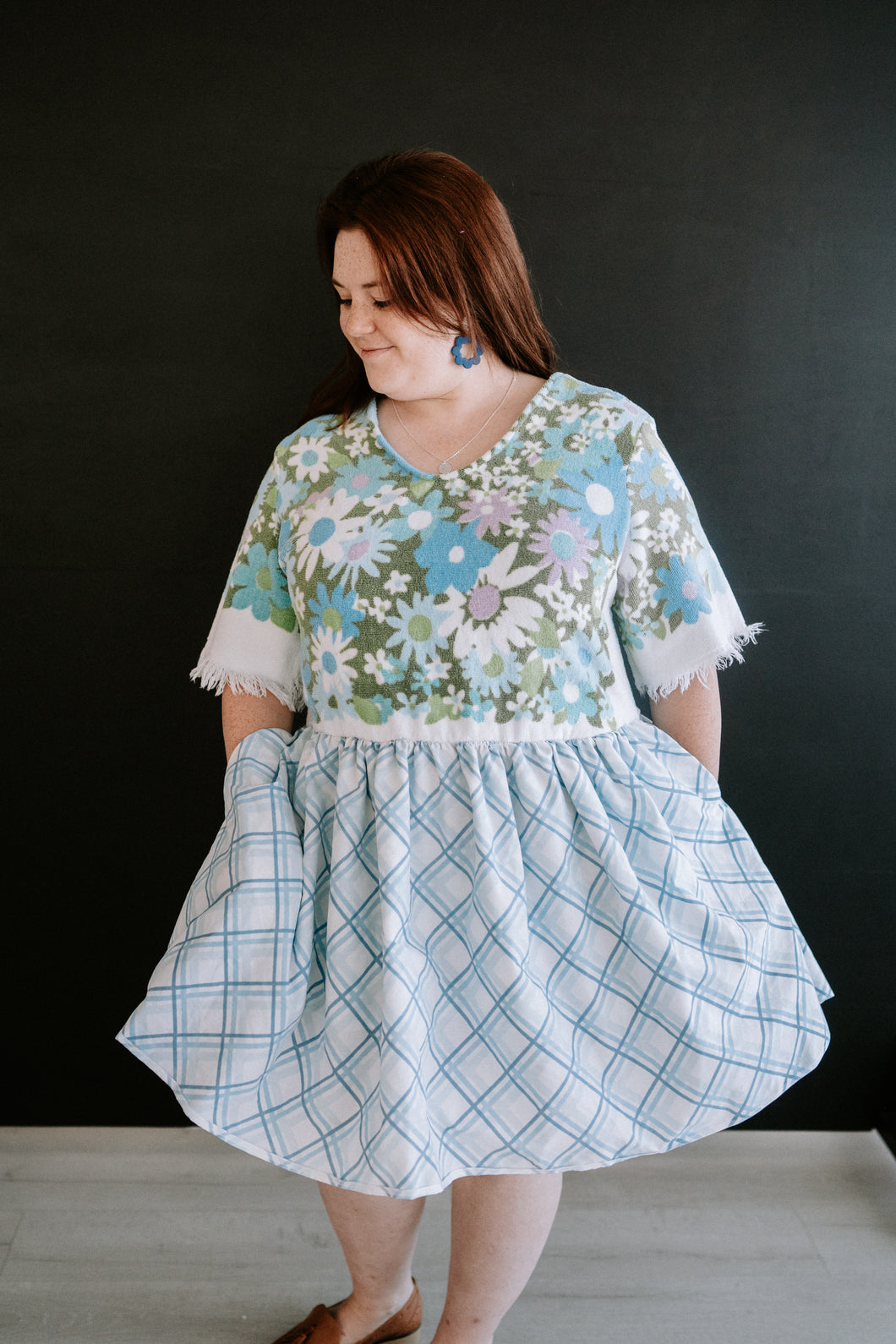 L - Retro Floral Florence